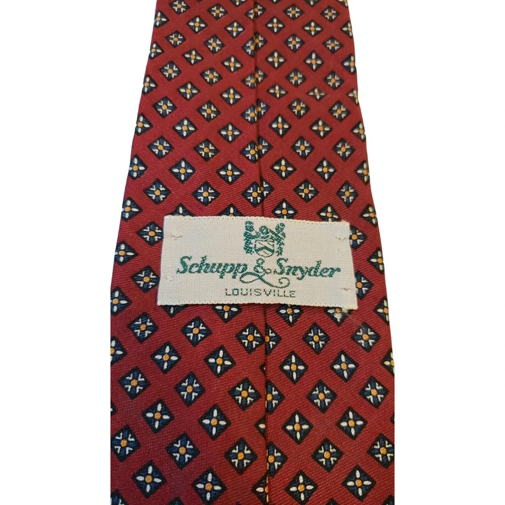 Ferrell Reed Schupp‎ & Snyder Geometric Hand Sewn Silk Mens Necktie Red England